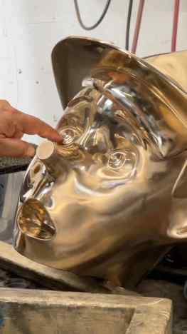 This one hurts! 😱Cutting up a beautiful sculpture to eventually make it better #art #artist #love #drawing #photography #artwork #instagood #photooftheday #instagram #painting