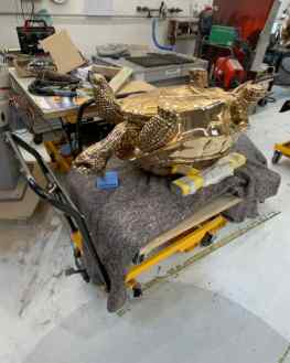They all need some extra attention 🐢 ..#art #sculpture #contemporary