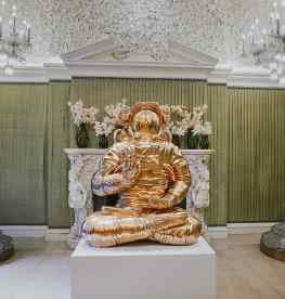 My bronze Sculpture “White Universe” at the entrance of Annabel’s Mayfair.The meaning behind this piece is to find peace within.. In a world filled with white noise and clutter through technology, social media and dense urban environments , we need to turn within to find balance peace and harmony.Technology is here expressed by the space suit and the Buddha pose showing a form of meditation.#contemporaryart #annabelsmayfair #london #mayfair #artcontemporain
