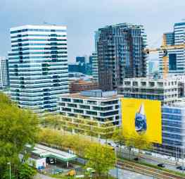 💫With pride we unveil my 700square meter artwork of “Big Bang” ✨in the financial district of #amsterdam called #zuidas , we couldent have done it without our partners @blowup_media and great support from the city of amsterdam🙏🏻 thank you!!! #josephklibansky #contemporaryart #artproject #billboard #contemporary