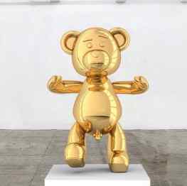 🐻 Mini “Bare Hug” 🐻 in polished bronze in an edition of 20 piece (weight about 20kg)We now have 2 pieces ready top be shippen🔥🙌🏻. For interest please mail: info@josephklibansky.com#pipi #pipibear #josephklibansky #teddybear #sculpture #artcontemporain #amsterdam #paris #miami #contemporaryart #contemporary