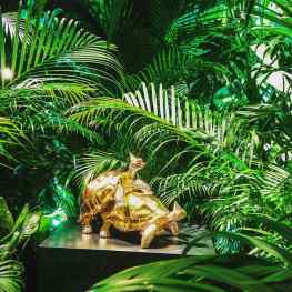 The photo was taken in the “Jungle Room” of my show at Palazzo Franchetti in Venice.We turned the whole room into a living jungle with filled with real plants and green lighting, specially to show my new sculpture “Baby we Made it”#josephklibansky #babywemadeit #palazzofranchetti #frieze #artnewyork #contemporaryart #artnews #amsterdam