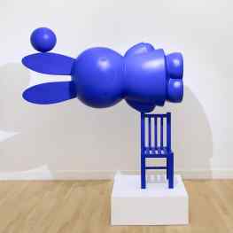 My sculpture ➕“Equilibrio Iconico”➕ now on view at museum @fundatiezwolle !Now on my new website!#miffy #nijntje #josephklibansky #contemporaryart