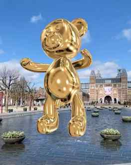 Maybe time for a new large sculpture? 🤔 ..#amsterdam #sculpture #josephklibansky #art #monumental #publicart