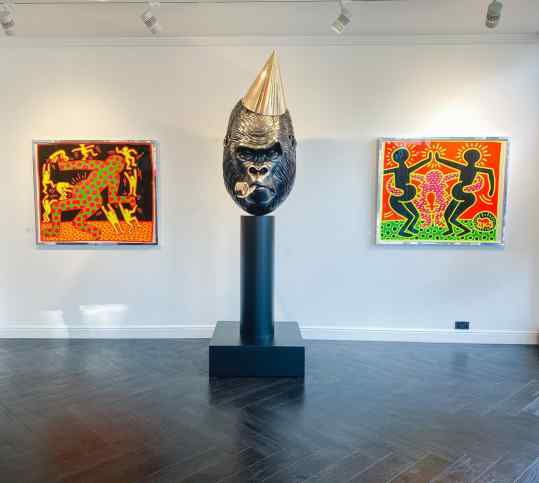 Keith Haring X Joseph Klibansky 🙌🏻
The tale of the 500 pound gorilla
.
#keithharing #contemporaryart #josephklibansky #kunst
