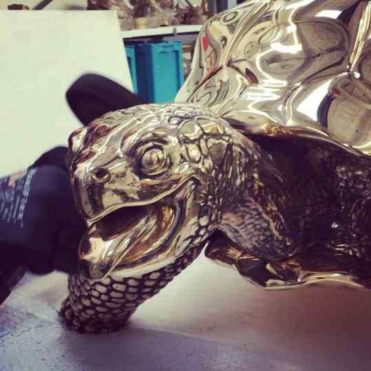 -Baby we Made it-  polished bronze 125kg per turtle 😁

#josephklibansky #art #contemporaryart #contemporary #london #newyork #amsterdam