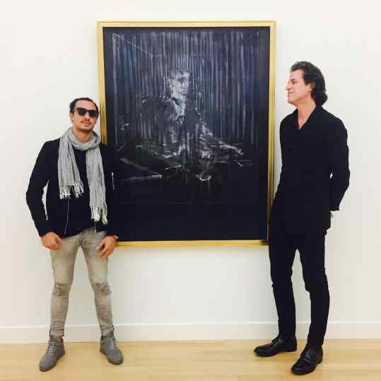 😈Embrace the Darkness😈

Good meeting for my upcoming museum show @fundatiezwolle  with director Ralph Keuning and the most amazing #francisbacon #painting #museum #josephklibansky