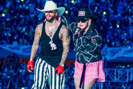 Klibansky Designs extravagant Diamond Chain for Latin Megastar MALUMA