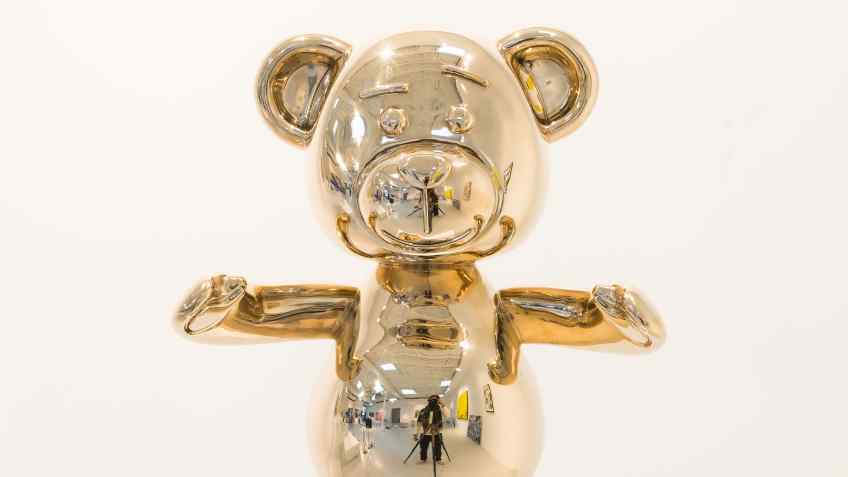 Medium Bare Hug - Bare Hug (polished bronze), 2016 by Joseph Klibansky