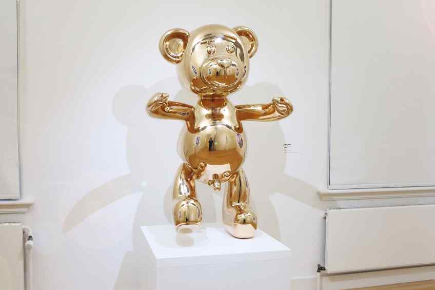 Large Bare Hug in one of the galleries of Museum de Fundatie - Bare Hug (polished bronze), 2016 by Joseph Klibansky