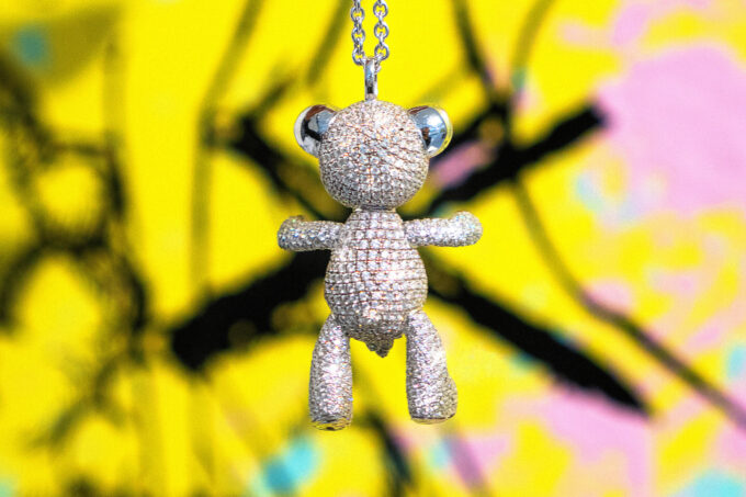 Full Pave Diamond Bare Hug Necklace 3